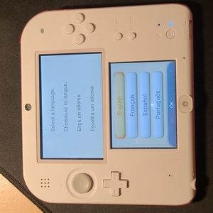 Used Nintendo 2ds in great condition with 4gb ad card a charger